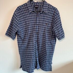 Patagonia Men’s Blue Back‎ Step Shirt Size Large